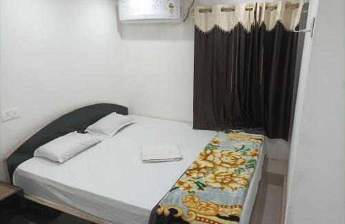 Raxaul Hotel | Pet-Friendly Retreat at Hotel Dharam Mukti Utsav Bhawan