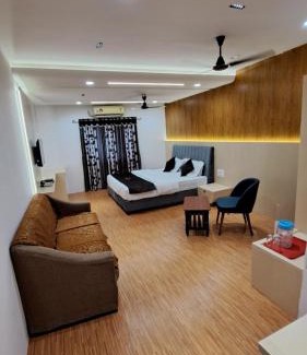 Trimbak Hotel | Budget-Friendly Stay at Hotel Dhruv Palace with Breakfast