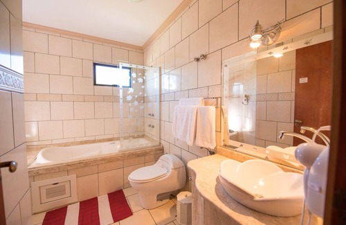 Dois Irmaos Hotel | Family-Friendly Hotel Di Fratelli with Great Amenities