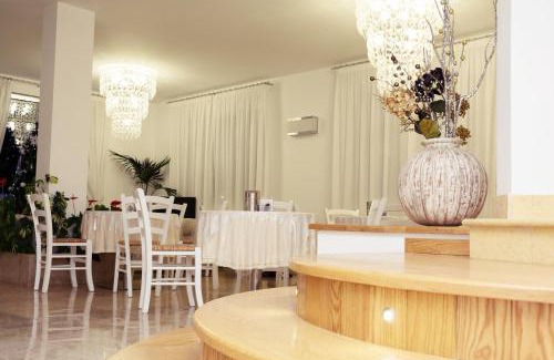 Petacciato Hotel | Discover Hotel Di Nardo: Pet Friendly with Ocean View