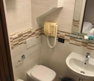 Pisa City Centre Hotel | Discover Comfort at Hotel Di Stefano with Pet-Friendly Amenities