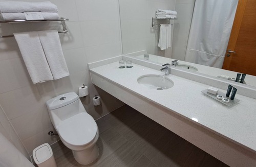 Pudahuel Hotel | Discover Hotel Diego de Almagro Near Pudahuel Airport