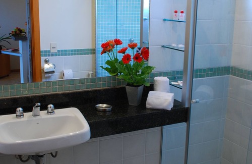 Belo Horizonte Hotel | Discover Hotel Differential Flat: Wheelchair Accessible Haven