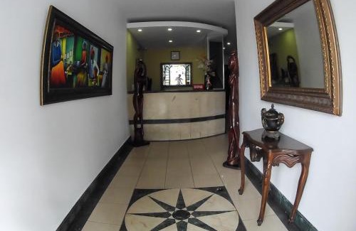 Ciudad Nueva Hotel | Budget-Friendly Retreat at Hotel Discovery with Pool & Dining