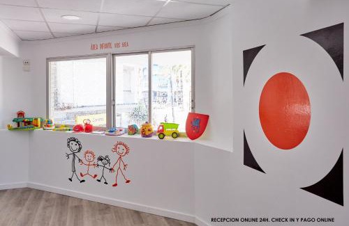 El Grao de Castellon Hotel | Budget Hotel DL Port with Family-Friendly Amenities