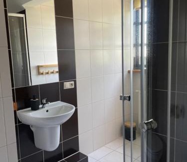 Uniejow Hotel | Hotel Dobre Smaki