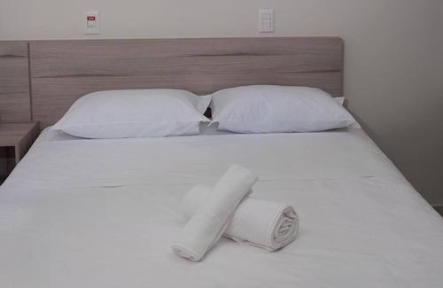 Anita Garibaldi Hotel | Inviting Hotel Dois H: Family-Friendly with Pool & Breakfast