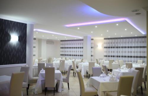 Torre Melissa Hotel | Delightful Hotel Dolce Stella with Private Beach & Ocean View