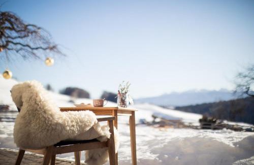 Terento Hotel | Hotel Dolomitenblick: Oceanfront Retreat with Spa & Pool