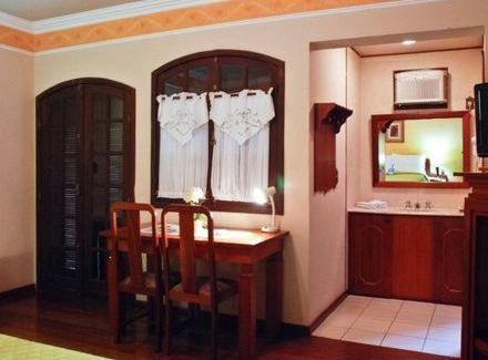 Parque Jardim Itau Hotel | Relax at Hotel Dom Otto: 4-Star Oceanfront Retreat