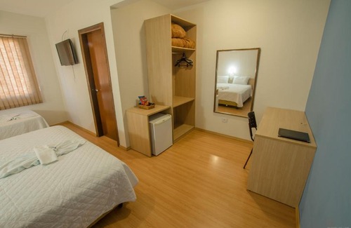 Jaguariaiva Hotel | Cozy Hotel Dom Thomaz: Pet Friendly & Family Oriented Stay