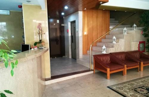Braga Hotel | Inviting Hotel Dom Vilas: Family-Friendly Dining Awaits