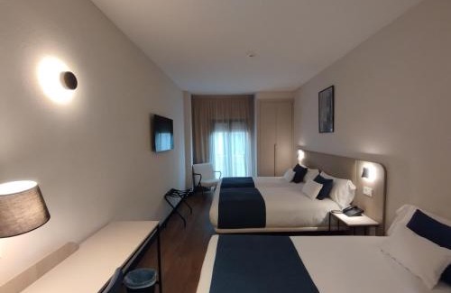 Zaragoza Old Town Hotel | Discover Hotel Don Jaime 54: Family-Friendly Comfort