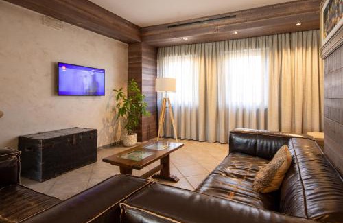 Castel di Sangro Hotel | Pet-Friendly Hotel Don Luis with Breakfast & Great Reviews