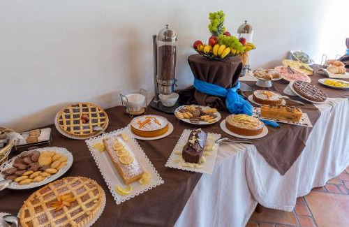 Castel di Sangro Hotel | Pet-Friendly Hotel Don Luis with Breakfast & Great Reviews