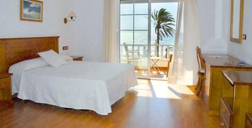 Carboneras Hotel | Oceanfront Hotel Donde Caparrós - Rated 8.6/10 by Guests