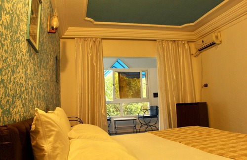Hammam Chatt Hotel | Cozy Hotel Donia with Breakfast & Accessible Amenities