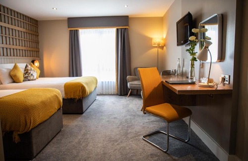 Doolin Hotel | Explore Hotel Doolin: 4-Star Stay with Breakfast & Accessibility