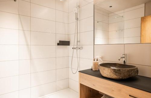 Grossarl Hotel | Hotel Dorfer: Oceanfront Retreat with Spa & Pool Access