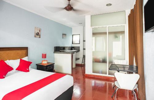 Centro Hotel | Hotel Dpas 52: Family-Friendly Stay with Great Reviews