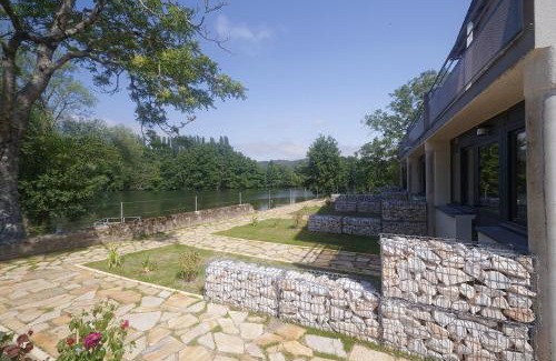 Foix Hotel | Discover Hotel du Lac Foix: Pet-Friendly & Accessible Stay