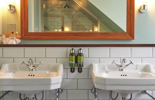 Old Town Hotel | Discover Hotel du Vin & Bistro Edinburgh: 4-Star Comfort