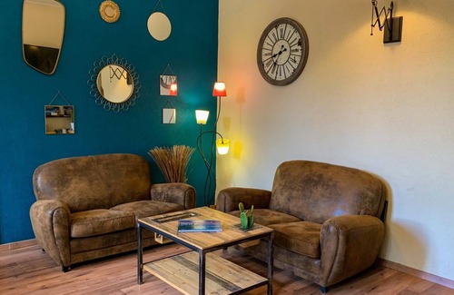 Corte Hotel | Comfortable Stay at Hotel Duc de Padoue with Family Amenities