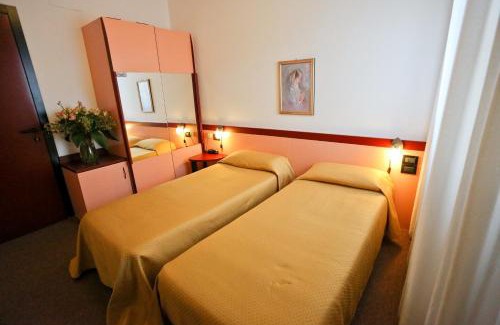 Villorba Hotel | Discover Comfort at Hotel Due Ragni: Pet-Friendly Getaway