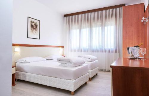 Villorba Hotel | Discover Comfort at Hotel Due Ragni: Pet-Friendly Getaway