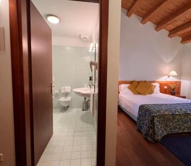 Noale Hotel | Discover Hotel Due Torri Tempesta: Family-Friendly Retreat