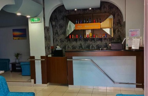 Pitesti Hotel | Discover Hotel Duet: Cozy Family Stay with Breakfast