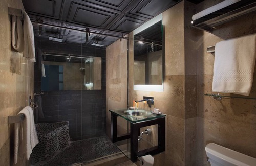 Governor's Walk Hotel | Relax at Hotel Duval, Autograph Collection - 4-Star Retreat