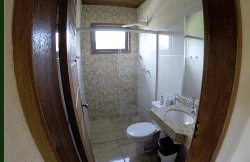 Itaverava Cabin | Discover Pousada Carvalho: Poolside Retreat with Breakfast