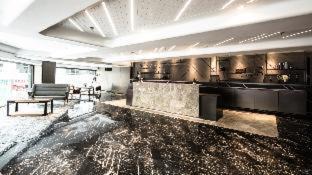 Kwai Chung Hotel | Convenient Stay at Hotel Ease Tsuen Wan with Family Amenities