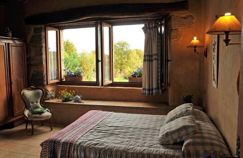 Basaburua Hotel | Eco-Friendly Hotel Ecológico Kaaño Etxea with Spa & Dining