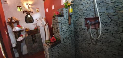 Nosy Boraha Hotel | Relax at Hotel ECOLODGE LE RAVORAHA with Oceanfront Views