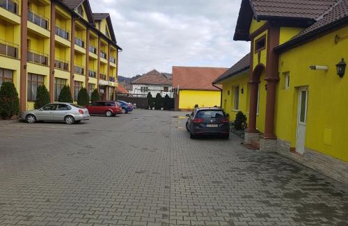 Medias Hotel | Discover Comfort at Hotel Edelweiss - Rated 8.7/10