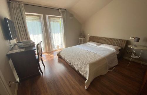 Roe Hotel | Pet-Friendly Hotel Edoné with Breakfast & Great Reviews