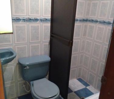 Barrios Unidos Hotel | Budget-Friendly Stay at Hotel Ejecutivo Imperial