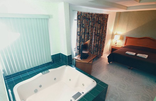 Zitacuaro Hotel | Welcoming Hotel El Conquistador Monarca: Spa & Family Fun