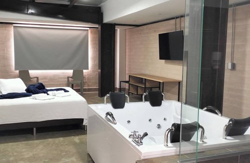 Marinilla Hotel | Relaxing Retreat at Hotel el Cordobés with Spa & Hot Tub