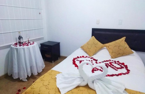 Sutamarchan Hotel | Family-Friendly Stay at Hotel el Mesón Tinjacá - 9/10 Rated