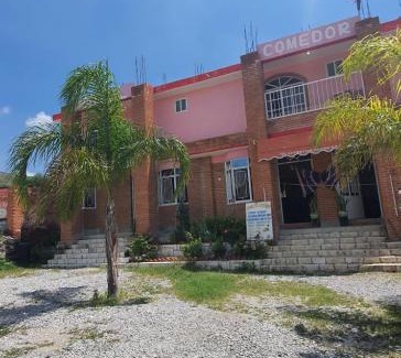 Cardonal Hotel | Budget-Friendly Stay at Hotel El Rancherito with Breakfast