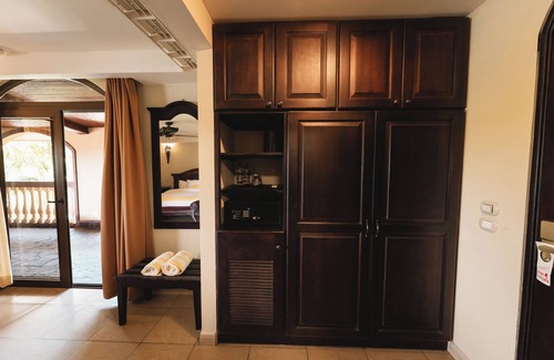 Granada Hotel | Discover Hotel El Reith: Family-Friendly Escape in Granada