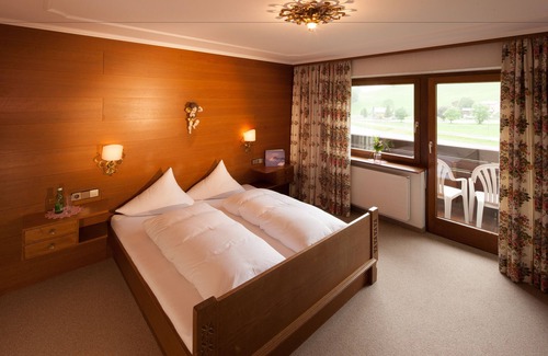 Schoppernau Hotel | Experience Comfort at Hotel Elisabeth - Rated 9.6/10!