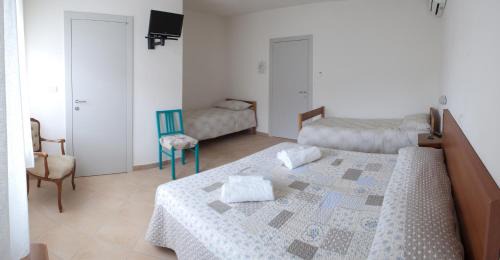 Cinquale Hotel | Pet-Friendly Hotel Elisabetta with Restaurant & Breakfast