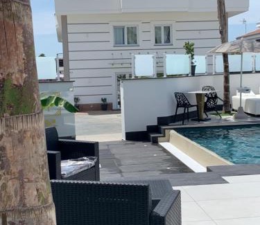 Varcaturo Hotel | Oceanfront Retreat at Hotel Elite with Spa & Pool Access