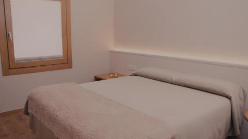 Ribes De Freser Hotel | Pet-Friendly Retreat at Hotel Els Caçadors de Ribes