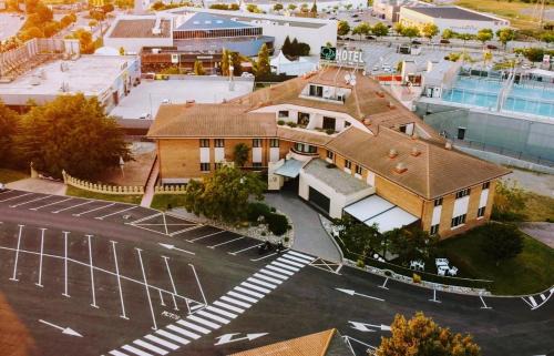 Viladordis Hotel | Discover Hotel Els Noguers: Rated 8.3 with Key Amenities