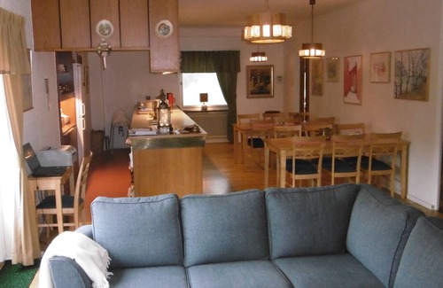 Tidaholm Hotel | Discover Hotel Emanuelssons: Highly Rated with Family-Friendly Amenities